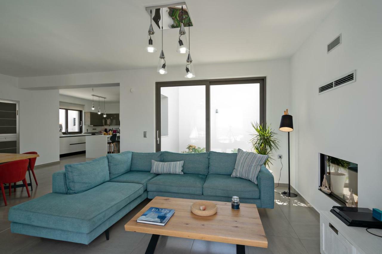 Eolia Iconic Villa, Walking Distance To The Beach, By Thinkvilla Pánormos Exterior foto